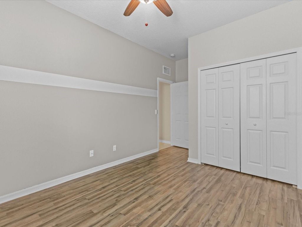 Image 23 of property listing at 12121 HOMESTEAD PARK LANE, Orlando, FL 32824