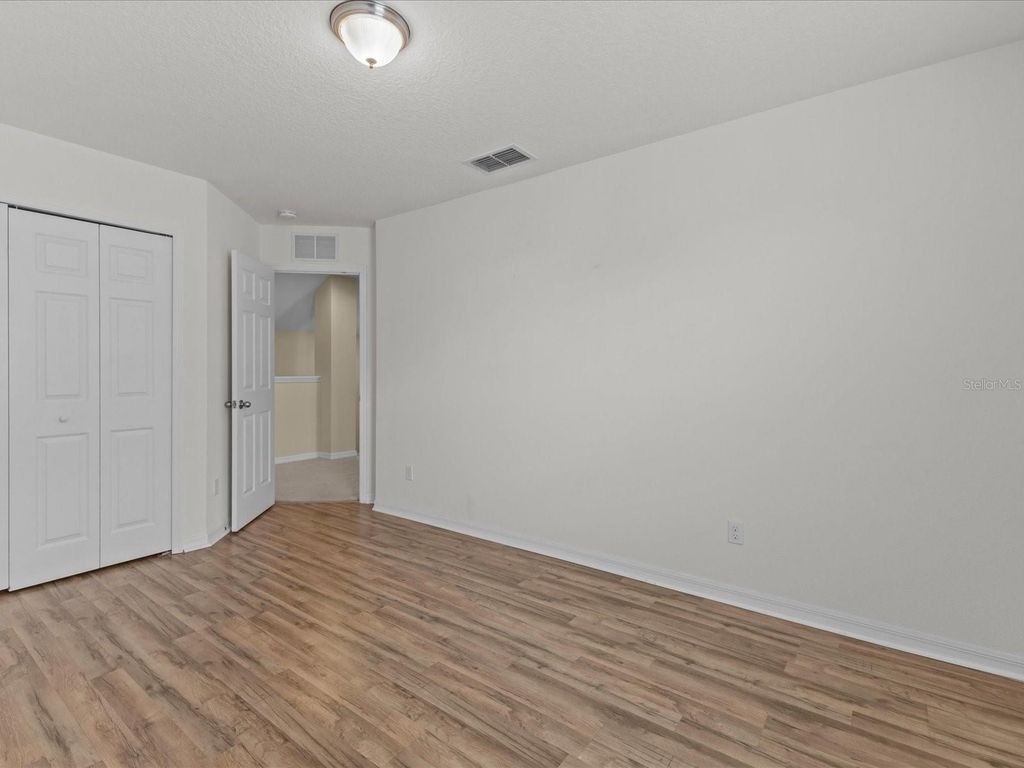 Image 26 of property listing at 12121 HOMESTEAD PARK LANE, Orlando, FL 32824