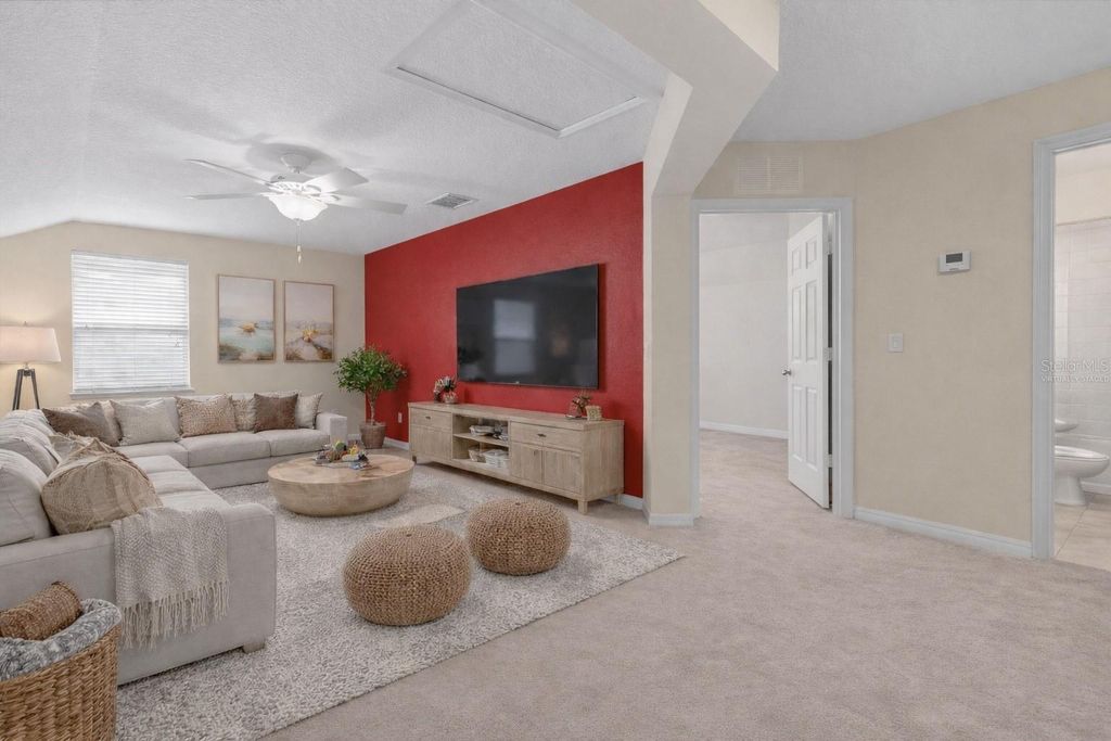 Image 27 of property listing at 12121 HOMESTEAD PARK LANE, Orlando, FL 32824