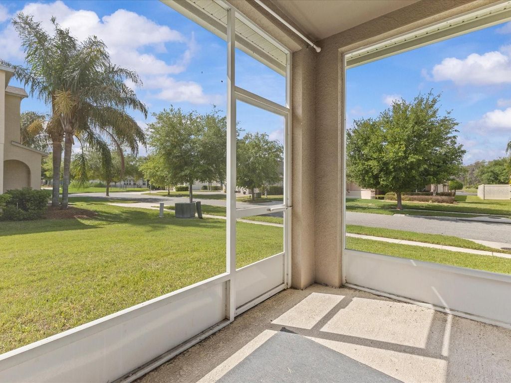 Image 31 of property listing at 12121 HOMESTEAD PARK LANE, Orlando, FL 32824