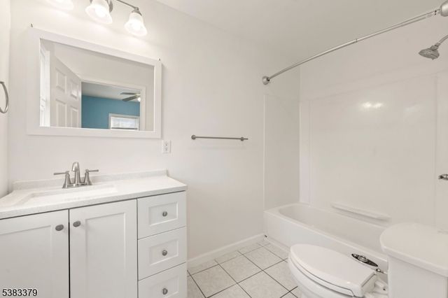 308 Brakeley Ave, Lopatcong Twp., NJ 08865