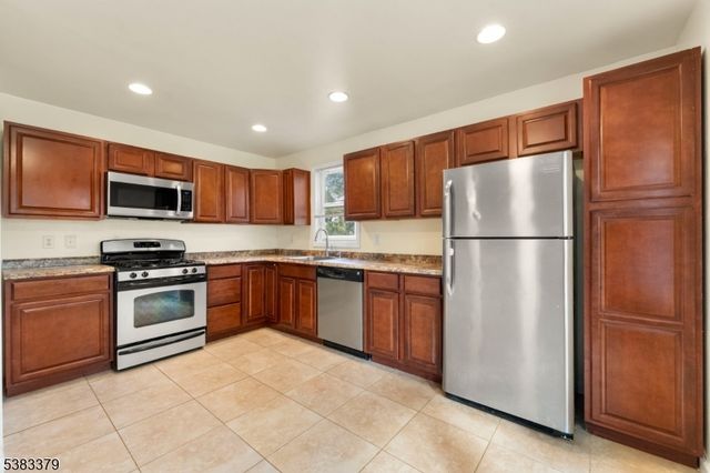 308 Brakeley Ave, Lopatcong Twp., NJ 08865