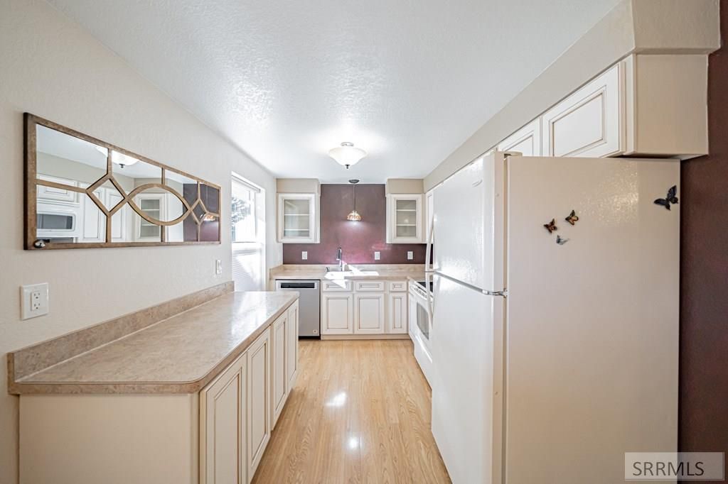 Image 10 of property listing at 3833 E Michelle Street, Idaho Falls, ID 83401