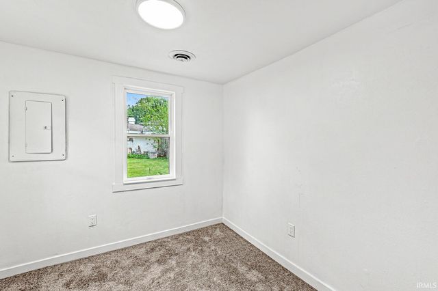 10982 Curtis Street, Osceola, IN 46561