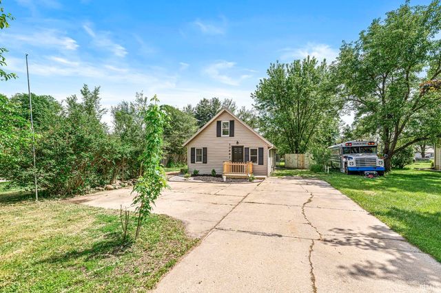 10982 Curtis Street, Osceola, IN 46561