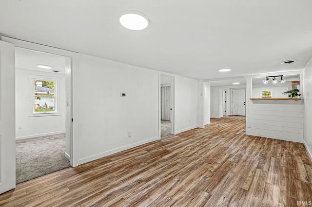 10982 Curtis Street, Osceola, IN 46561