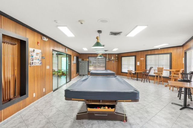 4191 NW 41st Street 214, Lauderdale Lakes, FL 33319