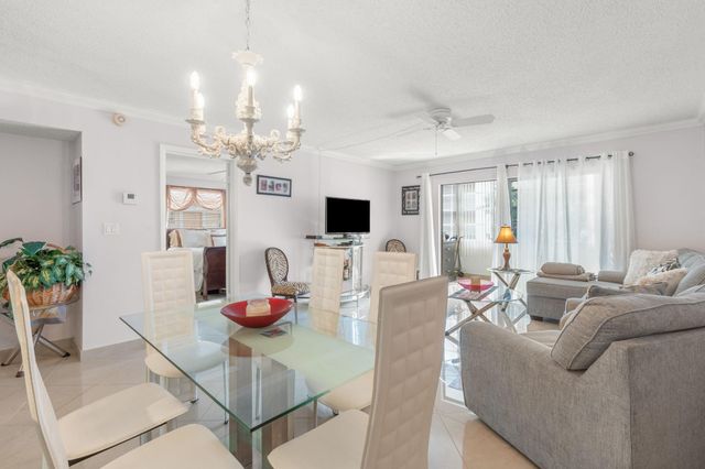 4191 NW 41st Street 214, Lauderdale Lakes, FL 33319