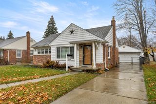 2065 Raymond Avenue, Dearborn, MI 48124