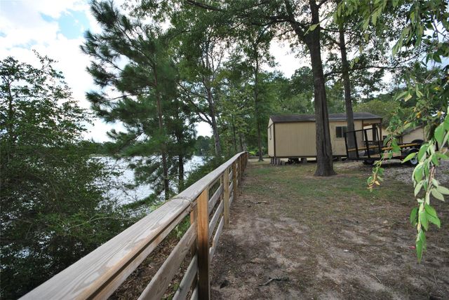 12960 Royal Shores Drive, Conroe, TX 77303