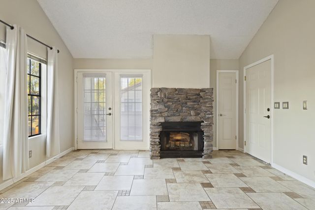 2333 E SOUTHERN Avenue 2041, Tempe, AZ 85282