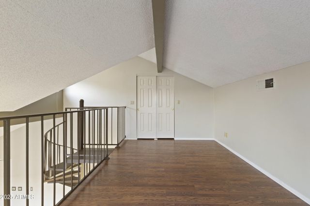 2333 E SOUTHERN Avenue 2041, Tempe, AZ 85282