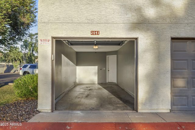 2333 E SOUTHERN Avenue 2041, Tempe, AZ 85282