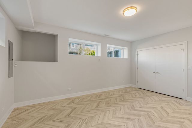 4406 W Wilson Avenue, Chicago, IL 60630