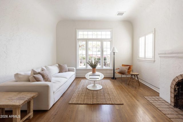 302 W CYPRESS Street, Phoenix, AZ 85003