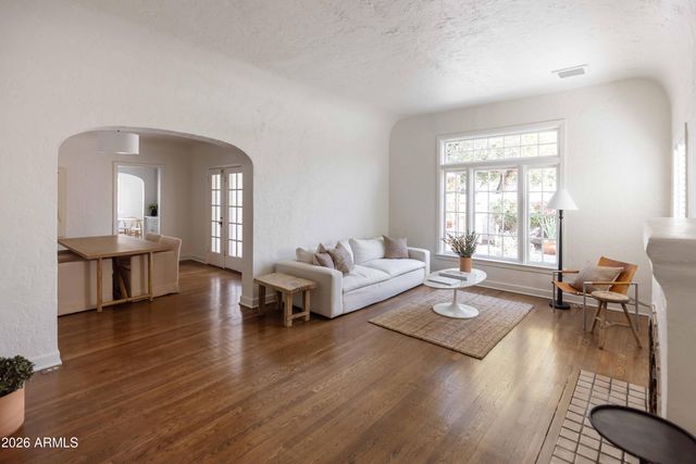 302 W CYPRESS Street, Phoenix, AZ 85003