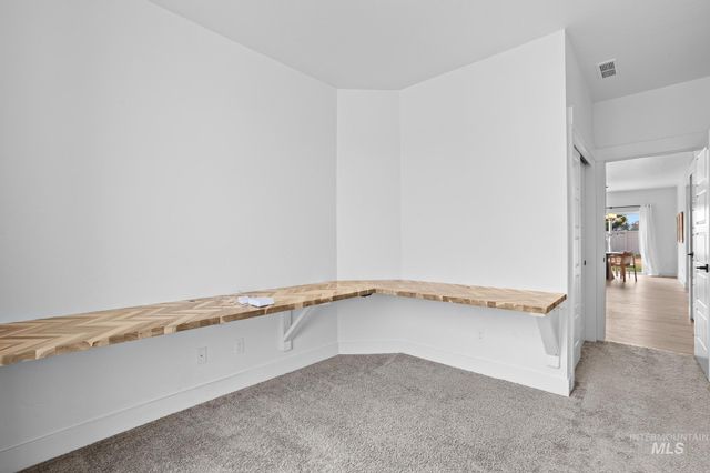 1835 N Burnam Ave, Star, ID 83669