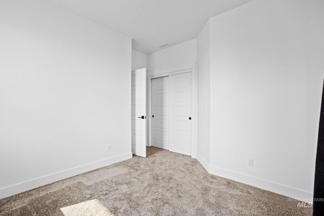 1835 N Burnam Ave, Star, ID 83669