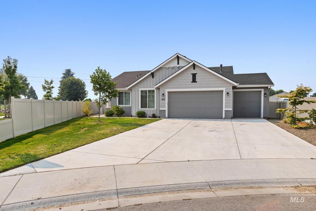 1835 N Burnam Ave, Star, ID 83669 photo 3