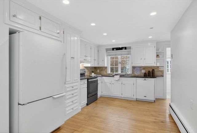 1785 Great Pond Rd, North Andover, MA 01845