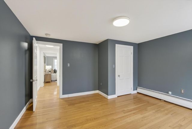 1785 Great Pond Rd, North Andover, MA 01845