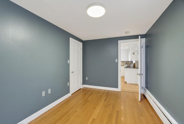 1785 Great Pond Rd, North Andover, MA 01845