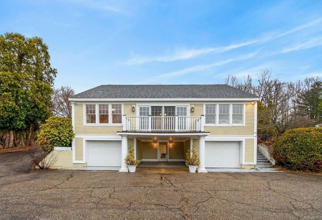 1785 Great Pond Rd, North Andover, MA 01845