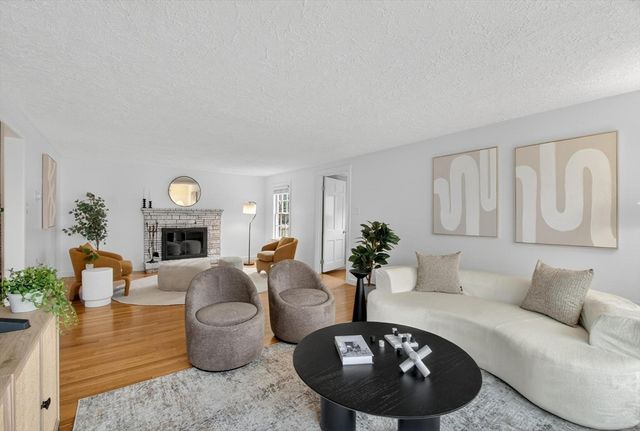 1785 Great Pond Rd, North Andover, MA 01845