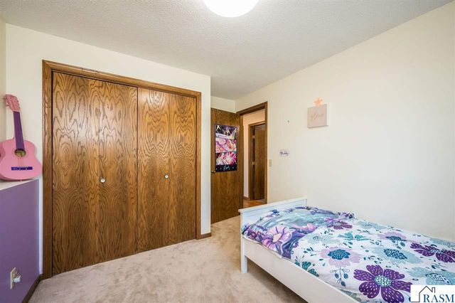 1735 N Orchid Drive, North Mankato, MN 56001