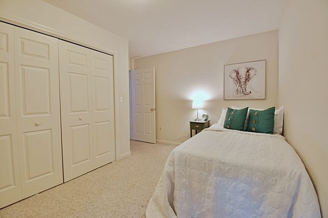 19 Ptarmigan Dr 19, Shrewsbury, MA 01545