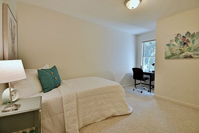19 Ptarmigan Dr 19, Shrewsbury, MA 01545