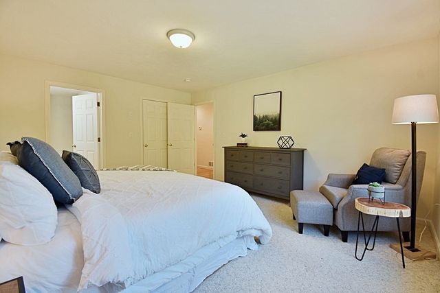 19 Ptarmigan Dr 19, Shrewsbury, MA 01545