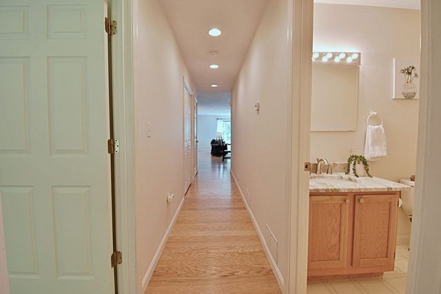 19 Ptarmigan Dr 19, Shrewsbury, MA 01545