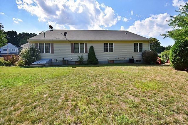 19 Ptarmigan Dr 19, Shrewsbury, MA 01545