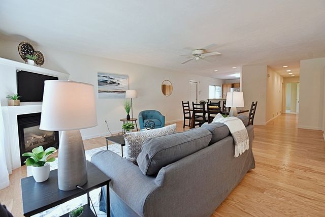 19 Ptarmigan Dr 19, Shrewsbury, MA 01545