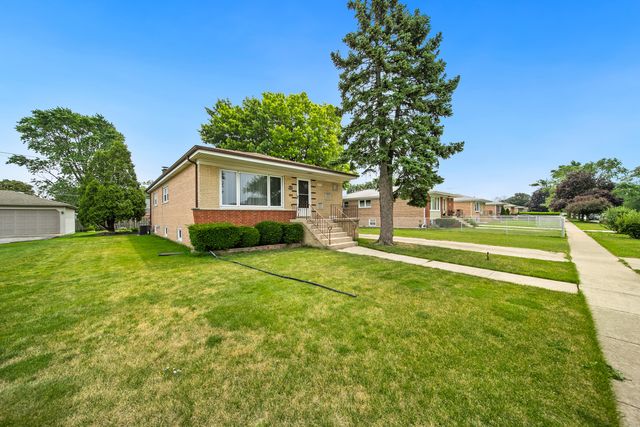 8013 Neva Avenue, Burbank, IL 60459