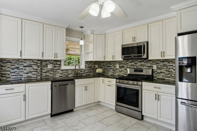 587 Woodland Ave, Mountainside Boro, NJ 07092