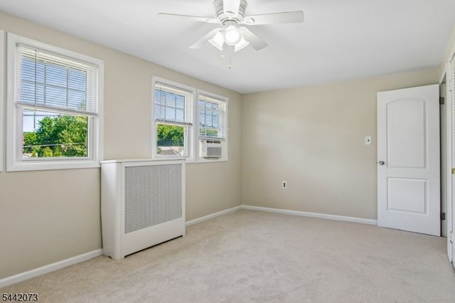 587 Woodland Ave, Mountainside Boro, NJ 07092