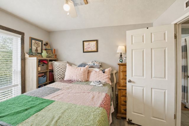 1902 Edna Smith Drive, Garland, TX 75040