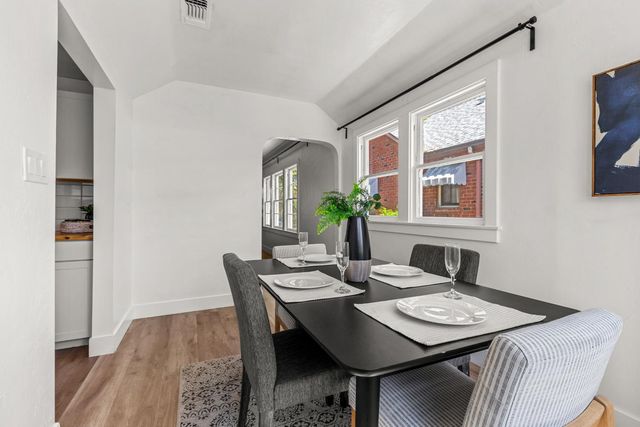 2625 27th St, Sacramento, CA 95818