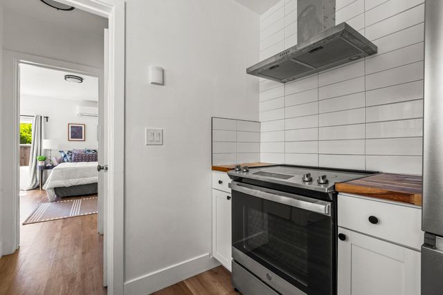 2625 27th St, Sacramento, CA 95818