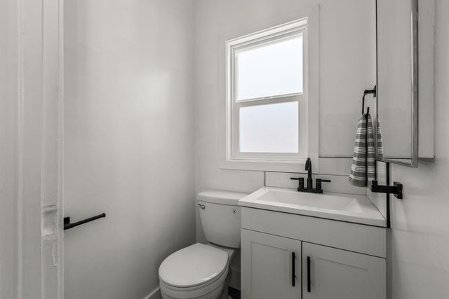 2625 27th St, Sacramento, CA 95818