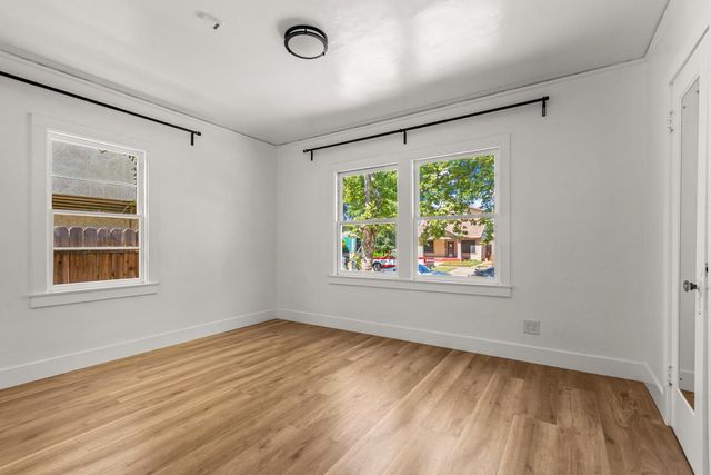 2625 27th St, Sacramento, CA 95818