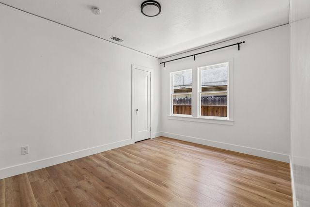 2625 27th St, Sacramento, CA 95818