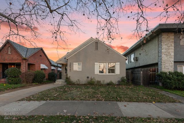 2625 27th St, Sacramento, CA 95818
