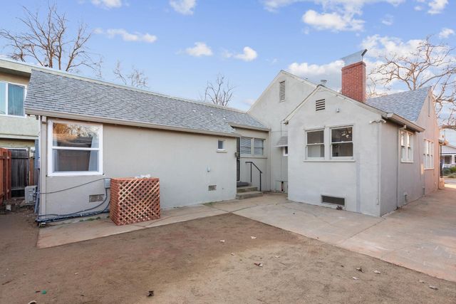 2625 27th St, Sacramento, CA 95818