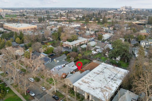 2625 27th St, Sacramento, CA 95818