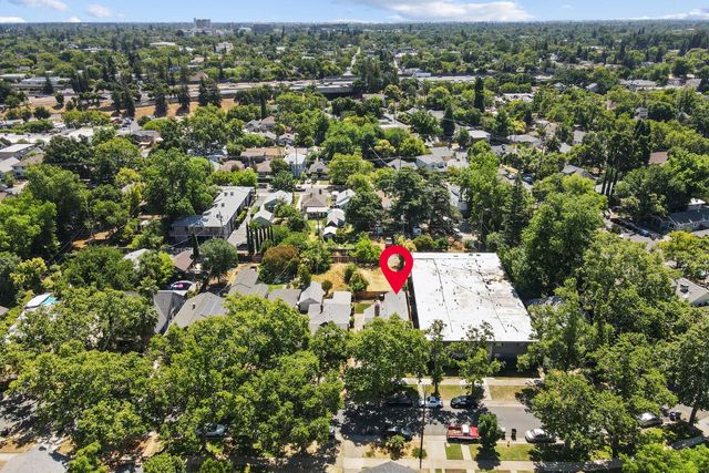 2625 27th St, Sacramento, CA 95818