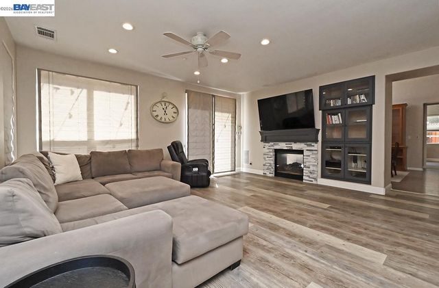 1504 Melanie Way, Livermore, CA 94550