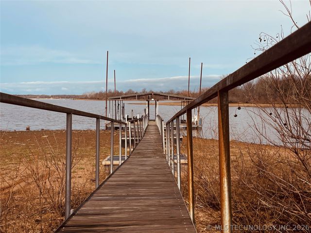 421216 E 1161 Road, Eufaula, OK 74432